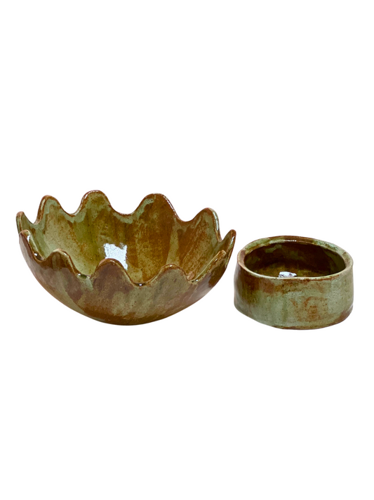 Caviar Wavy Bowl with ice cylinder